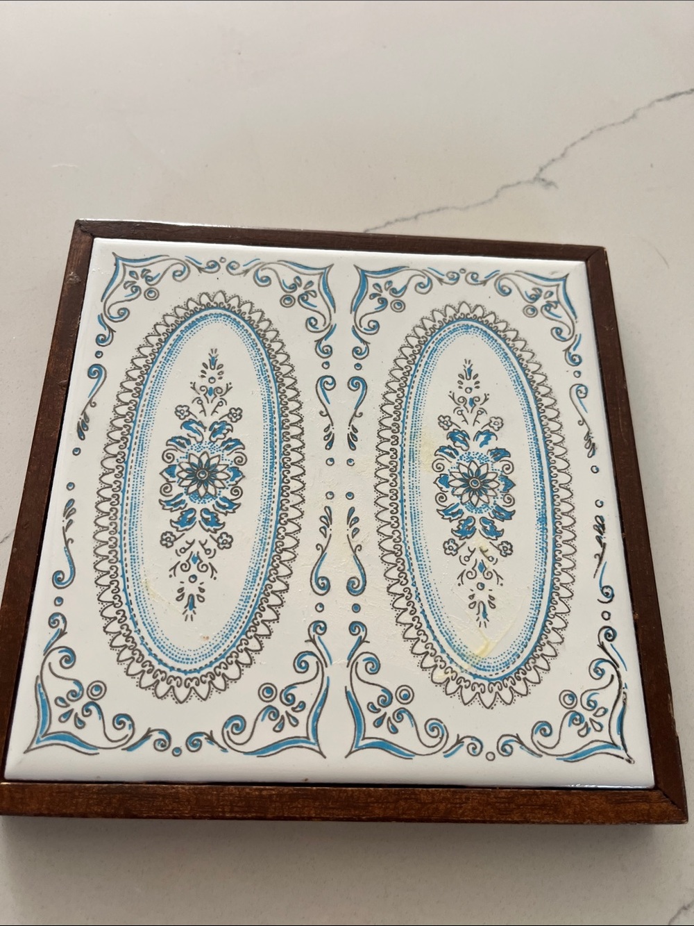 Vintage Decorative Floral Ceramic Tile Trivet /Tray - Blue & White